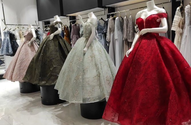 Women’s Bridal Gowns