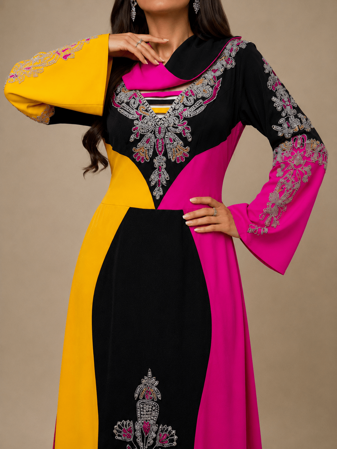Zahra Al-Nour – Midnight & Saffron